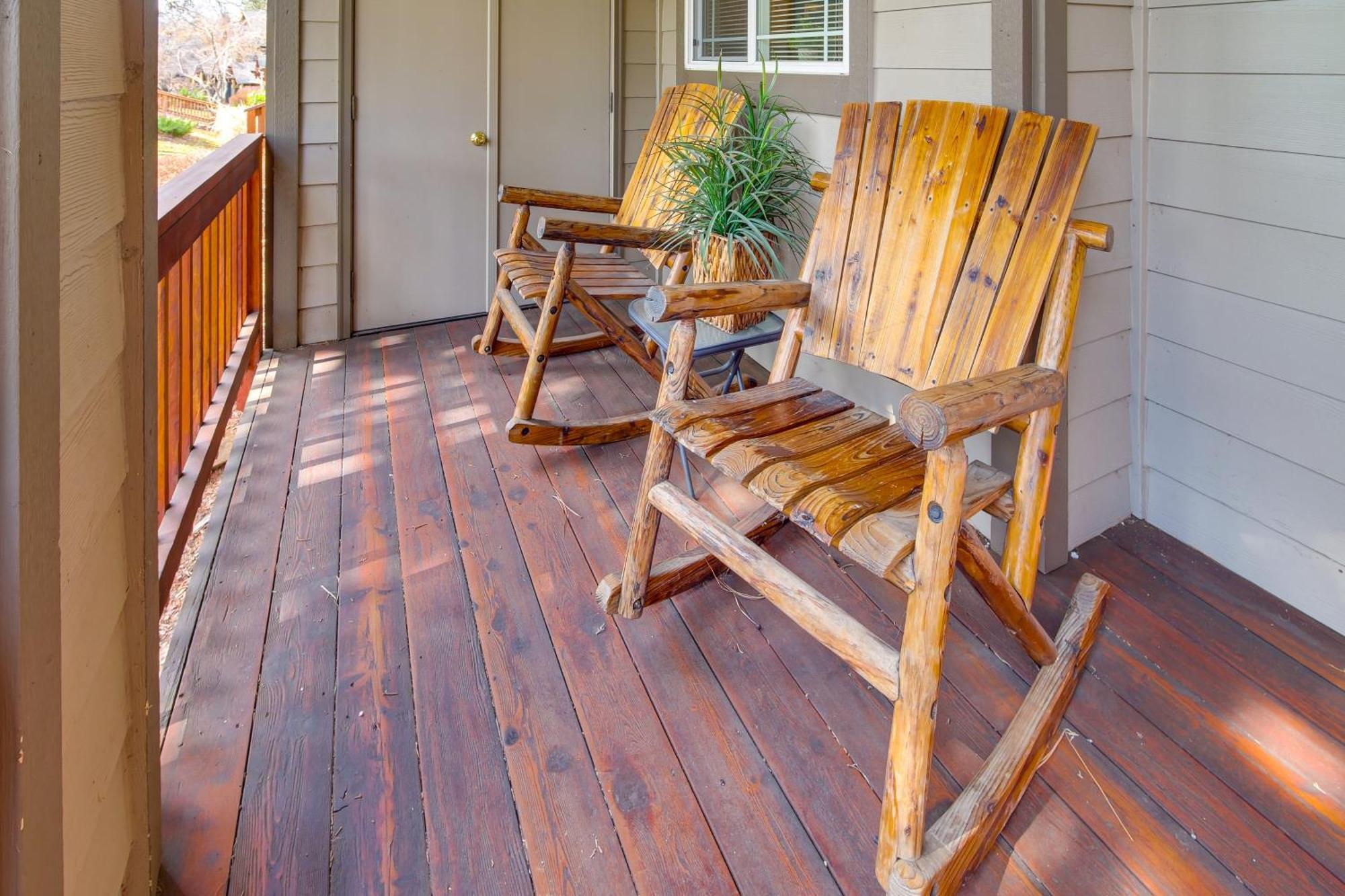 Klamath Falls Getaway With Pool And Hot Tub Access! Eksteriør bilde